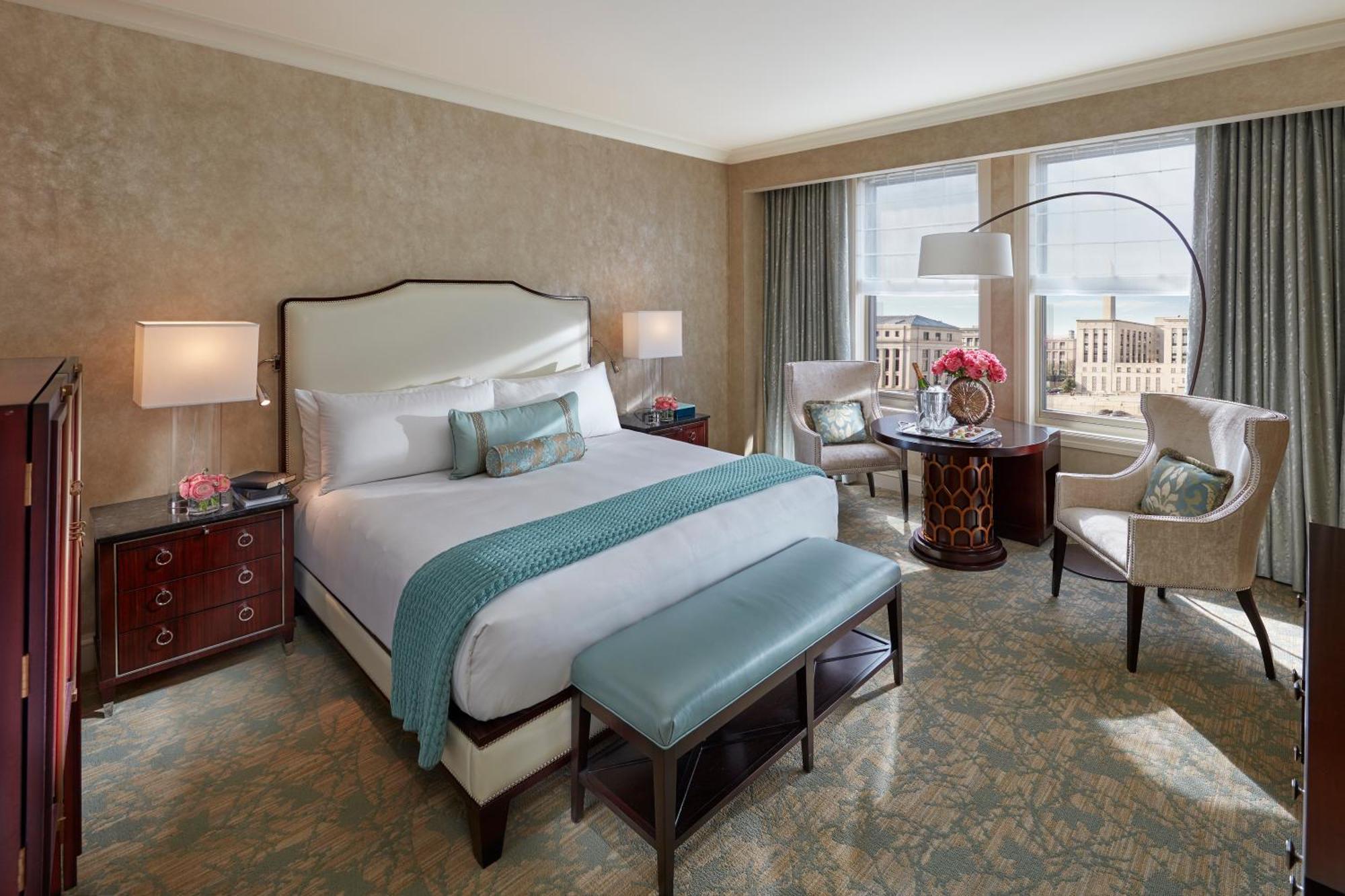 Deluxe King Room,1656183136:JPEG